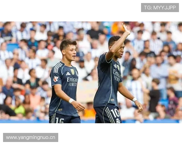 杜埃 vs 姆巴佩:新生代法国天才进攻效率与战术角色对比 杜埃 vs 姆巴佩:新生代法国天才进攻效率与战术角色对比