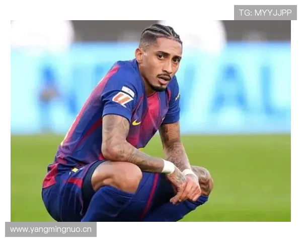 萨卡与拉菲尼亚：技术型边锋的战术角色与数据对比