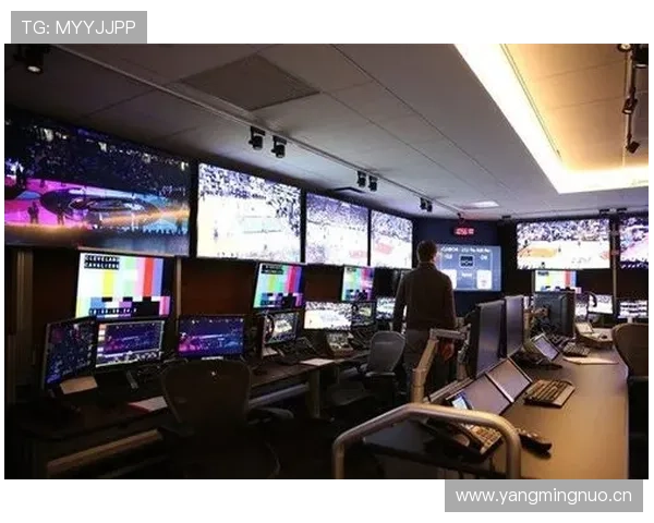 耳机裁判系统如何影响裁判判罚的准确性与争议解决